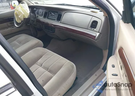 2003 Mercury Grand Marquis Gs z USA, uszkodzony, nr VIN 2MEFM74W33X669048